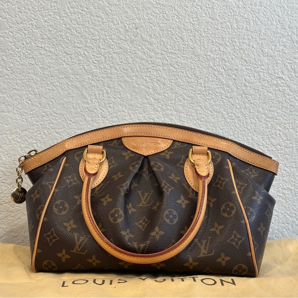 Louis Vuitton Handbags - Louis Vuitton 2010 monogram Tivoli PM handbag